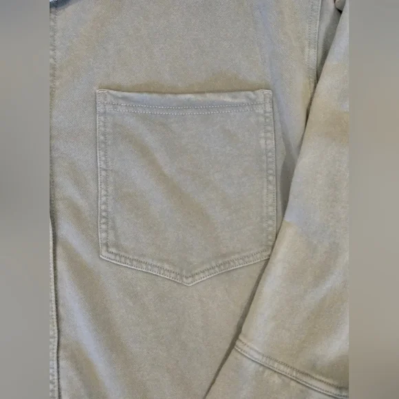 Z Supply All Day Knit Denim Jacket Size MEDIUM- (Tiny Hole Near Neck) - Picture 9 of 13